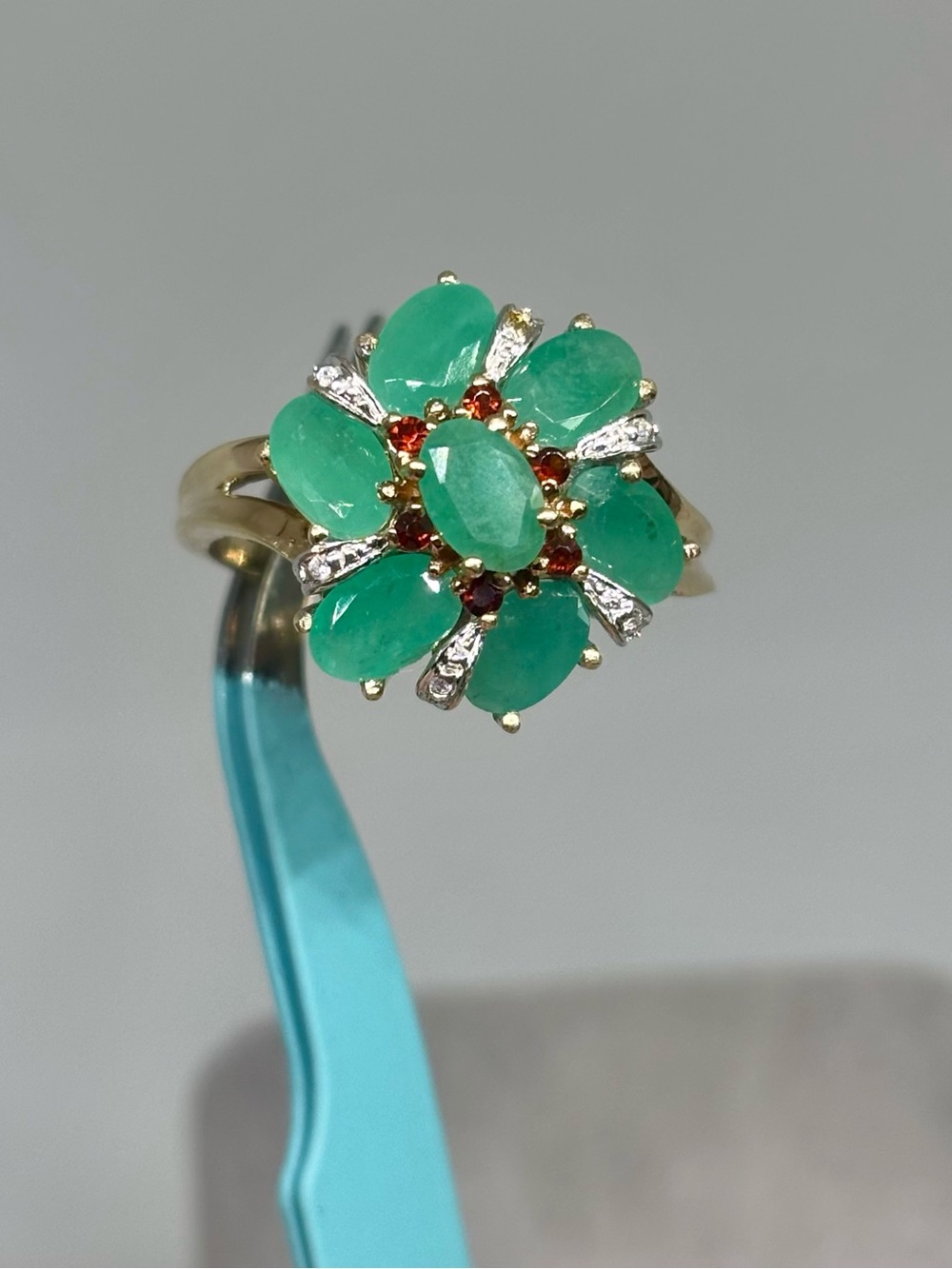 Vintage 9K Gold Emerald, Citrine & Diamond Cluster Ring, size 9